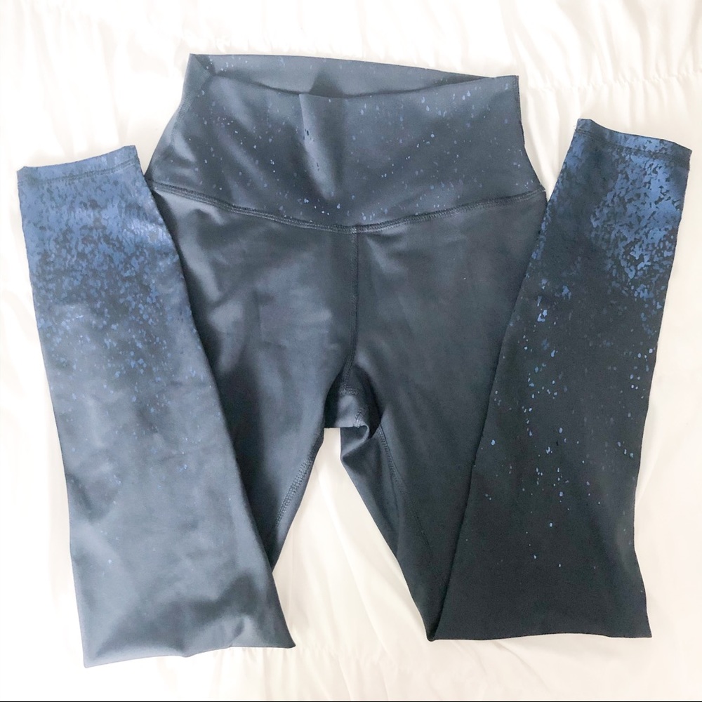 Navy blue full length athletic leggings